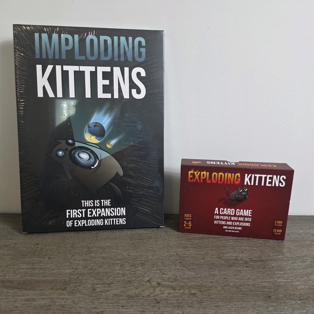 Exploding Kittens Card Game Set